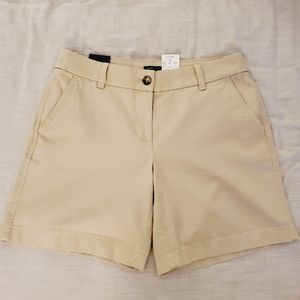 New J. Crew 7" Khaki Shorts 4